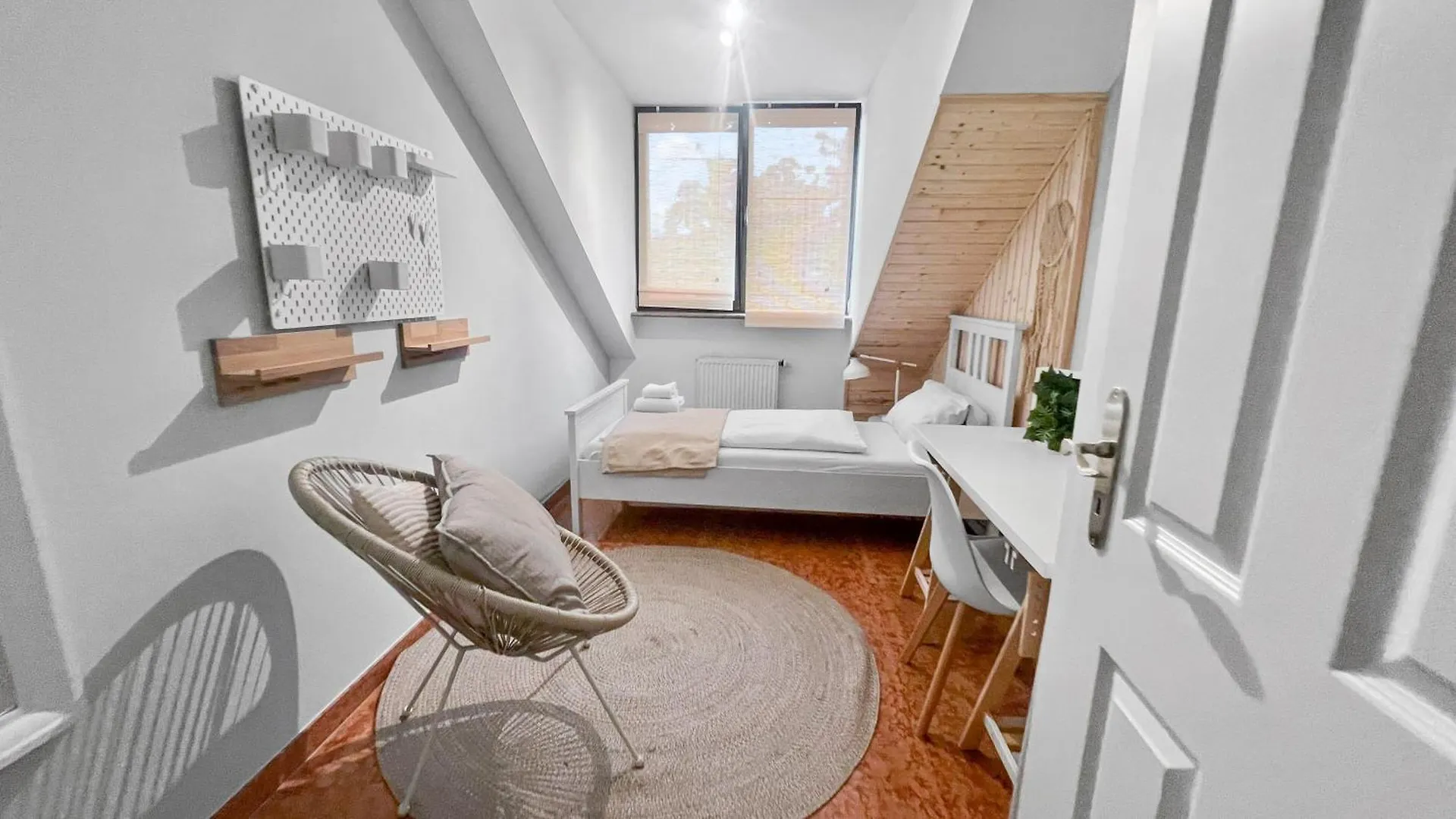 Flatista Homes - Penthouse With Rooftop Gym Munich 0*,
