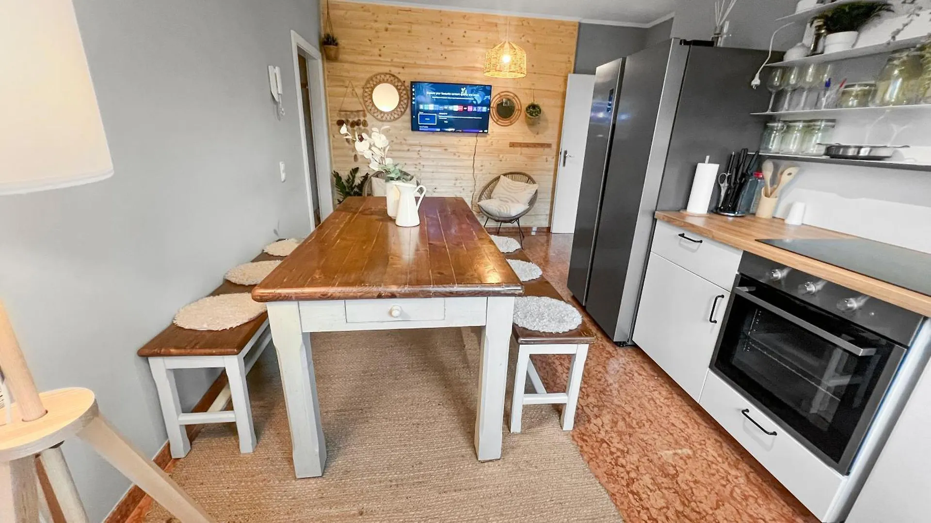 Flatista Homes - Penthouse With Rooftop Gym Munich Apartment