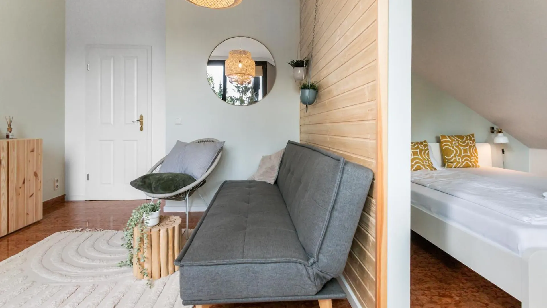 Flatista Homes - Penthouse With Rooftop Gym Munich Apartment