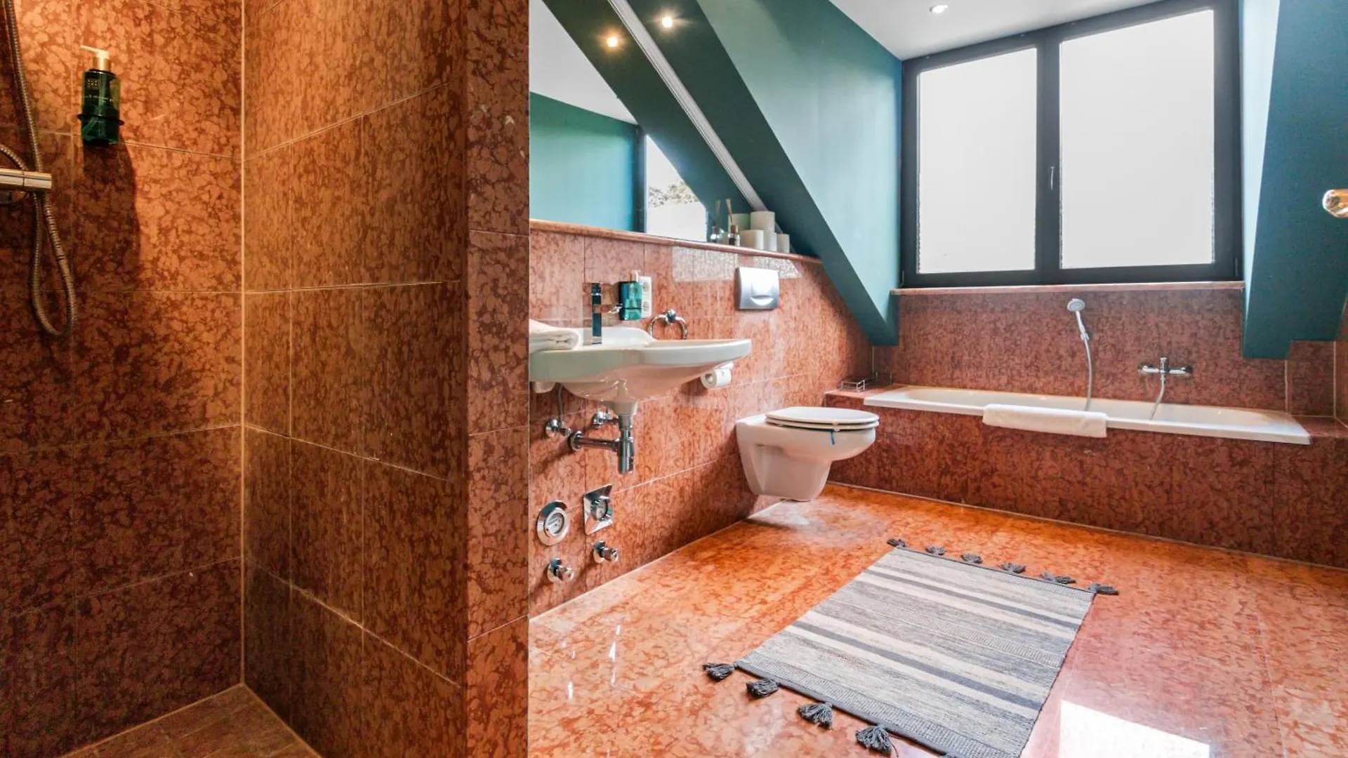 Flatista Homes - Penthouse With Rooftop Gym Munich Apartment